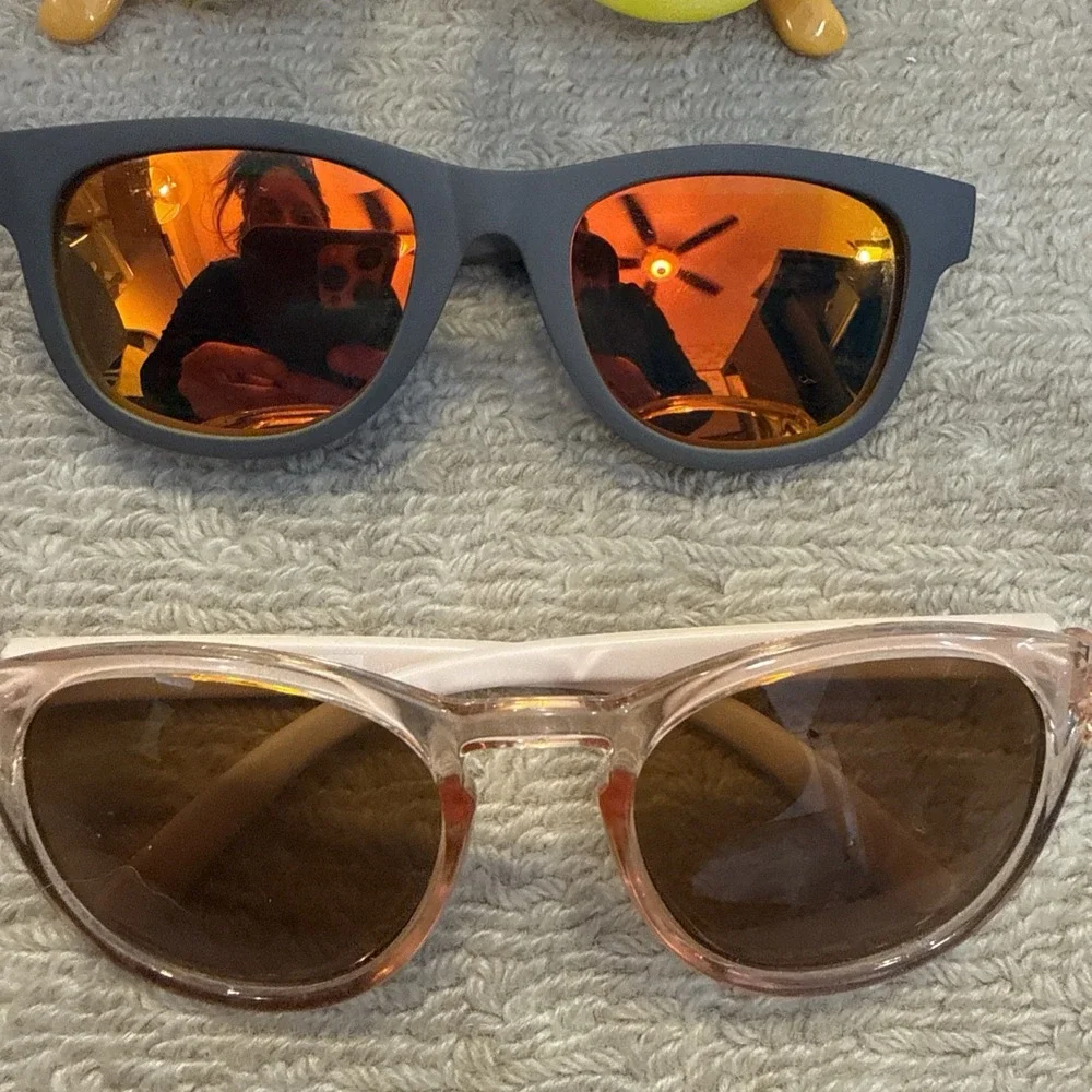 6 pairs Kids & Baby Sunglasses Lot Party Favor Giveaways Prizes- Baby Size - Kid